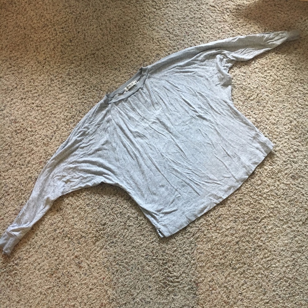 Sam & Lavi Batwing Sweatshirt shirt medium